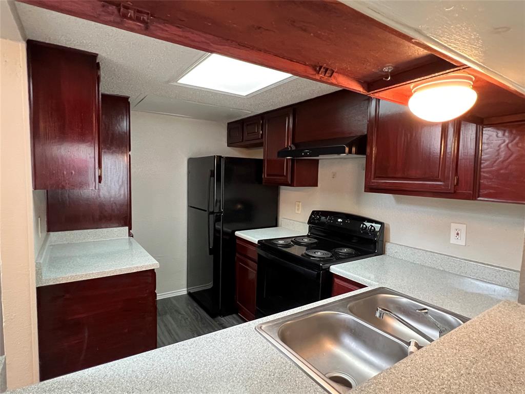 Willow Brook Condo - Residential