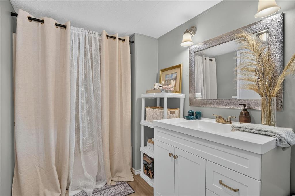 Blue Water Shores - Residential