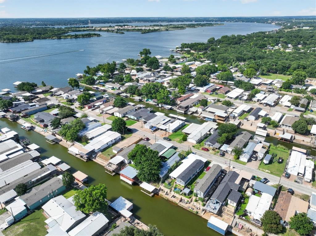 Blue Water Shores - Residential