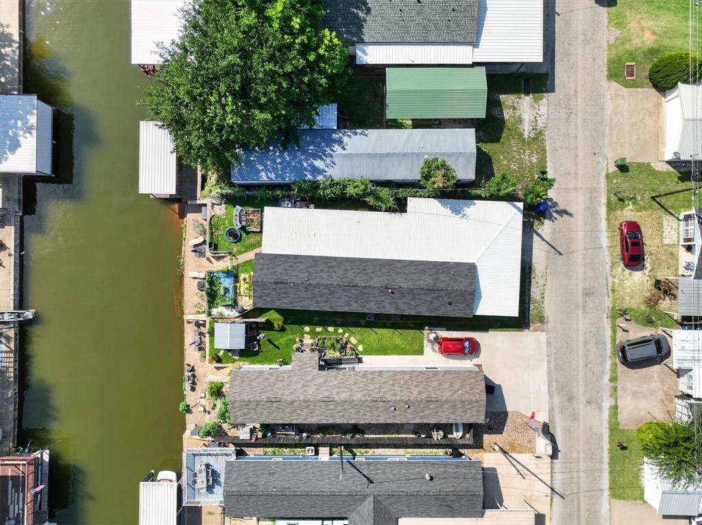 Blue Water Shores - Residential