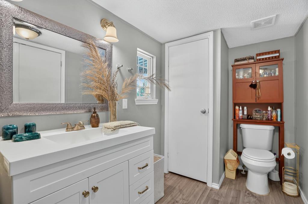 Blue Water Shores - Residential