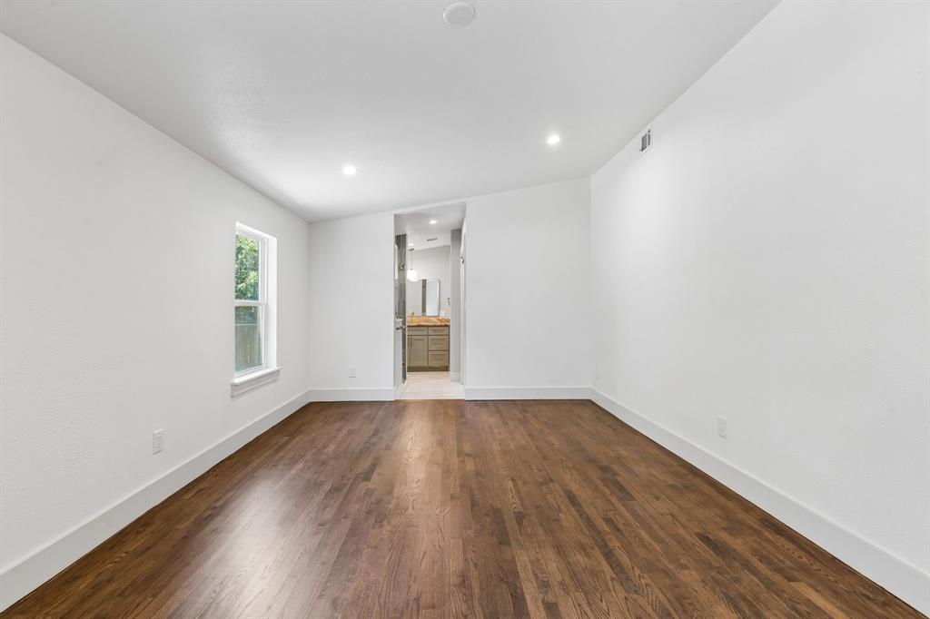 East Hampton Hills - Residential
