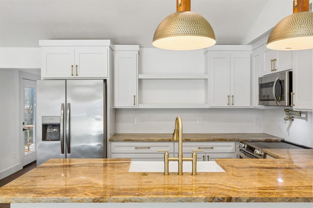 East Hampton Hills - Residential