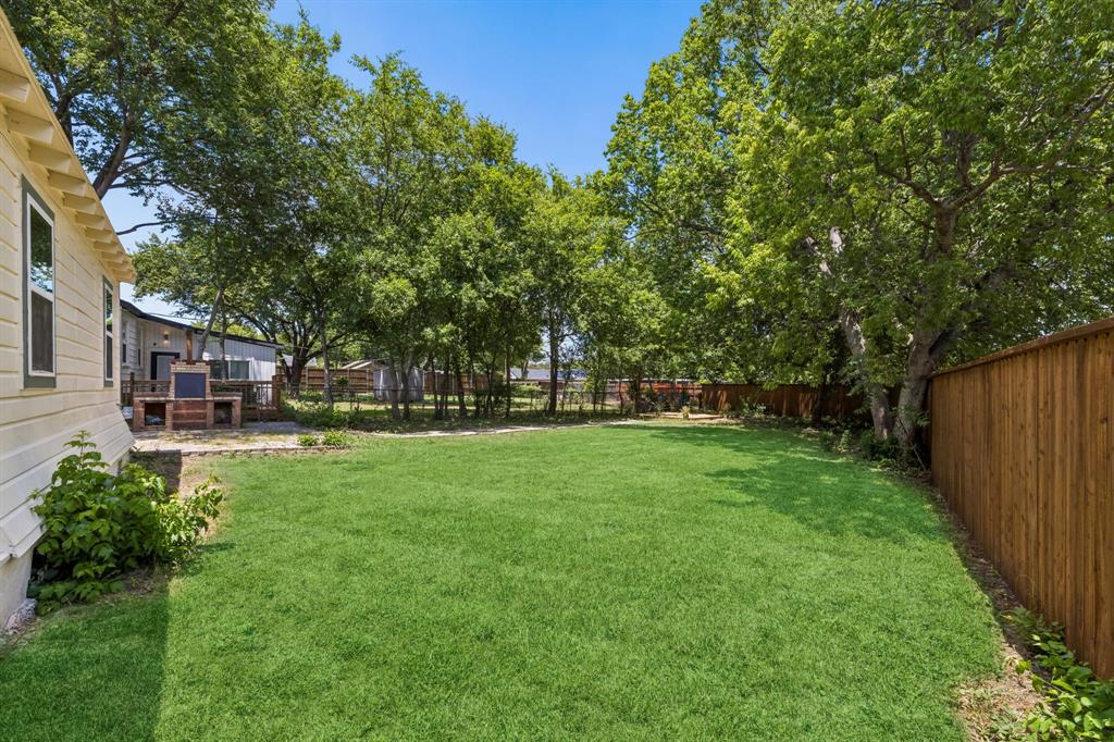 East Hampton Hills - Residential