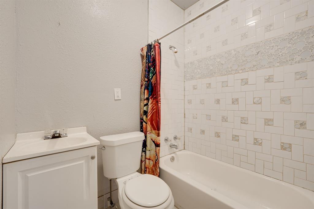 Ervay Street Heights - Residential Lease