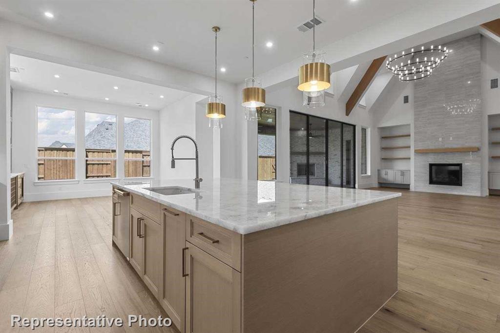 Mustang Lakes Huntington - Residential