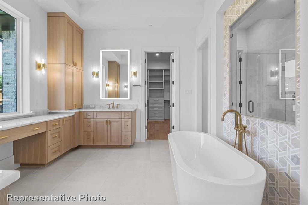Mustang Lakes Huntington - Residential