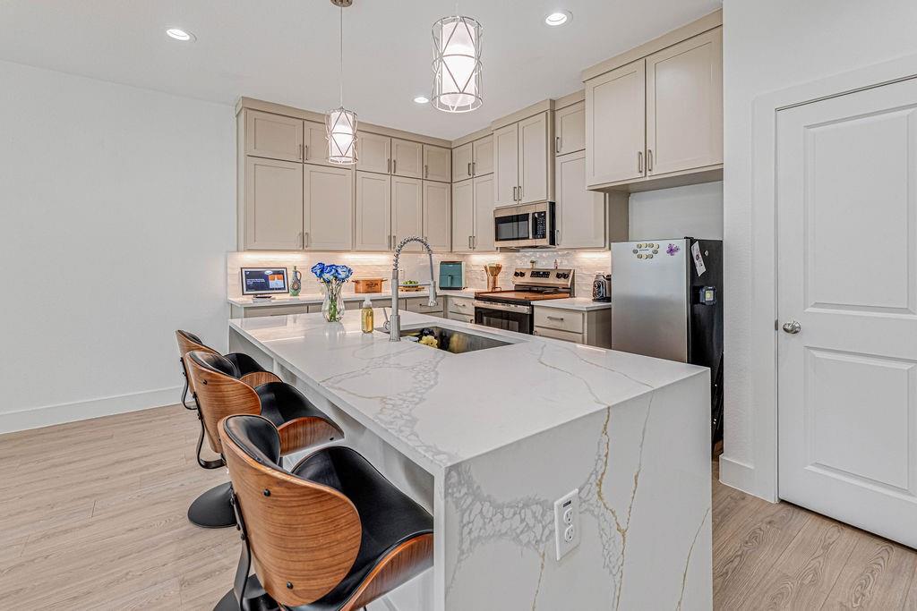 Block 7070 - Residential