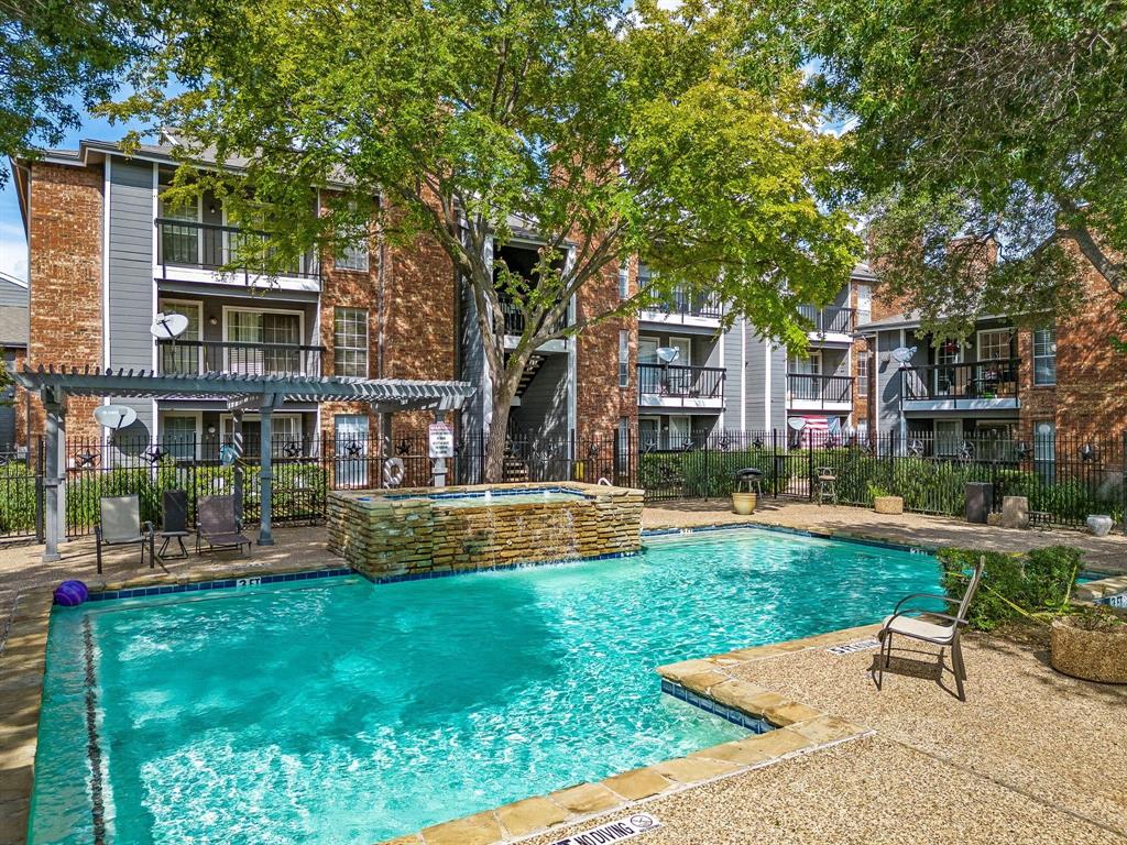 Cimarron Court Condo Ph 1 - Residential