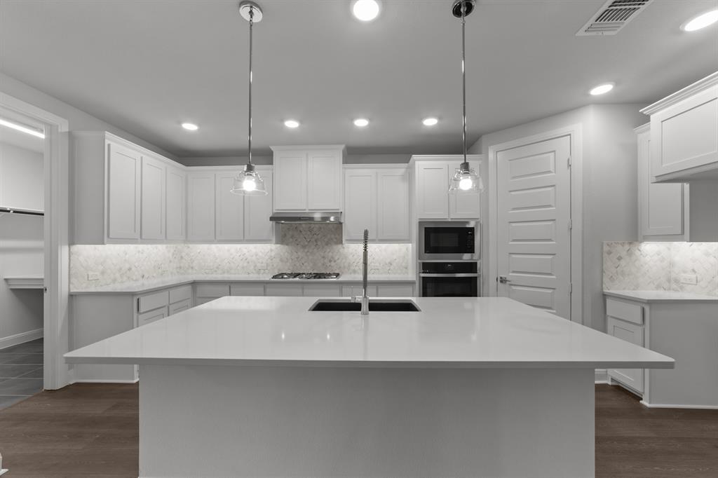 Karis - Residential