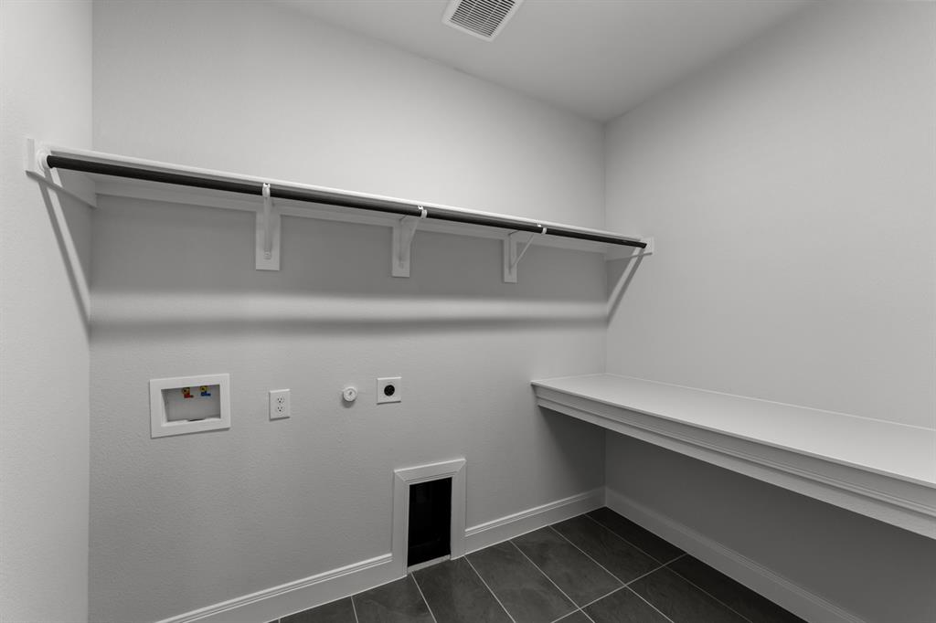 Karis - Residential