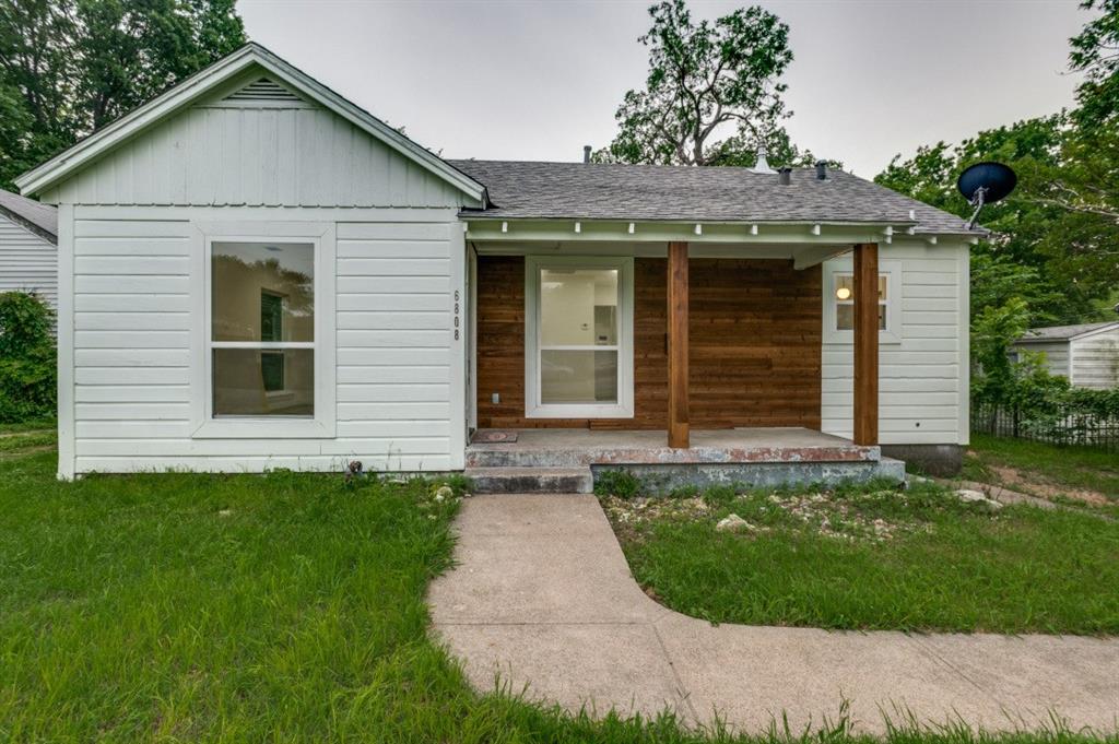 Welcome to this beautifully renovated modern cottage, offering 3 bedrooms and 2 full bathrooms with a bright, open-concept floor plan designed for comfortable living and entertaining. Natural light fills the home, highlighting the stylish updates throughout.
The expanded kitchen features granite countertops, brand-new cabinetry, and a gas stove hookup—perfect for any home chef. Thoughtful upgrades include new windows, brushed gold hardware, and a tankless water heater conveniently installed in the attic. The spacious primary suite now includes a newly added en-suite bathroom, creating a private retreat.
Additional improvements include a roof that is less than 3 years old, providing long-term value and peace of mind. A separate laundry closet adds everyday convenience.
Ideally located near the newly rebuilt Urban Park Elementary School, this charming home is perfect for families or educators looking to live close to work. With easy access to I-30 and Military Parkway, commuting to downtown Dallas is quick and convenient.
This move-in-ready home blends modern updates with cozy cottage charm—schedule your private tour today!