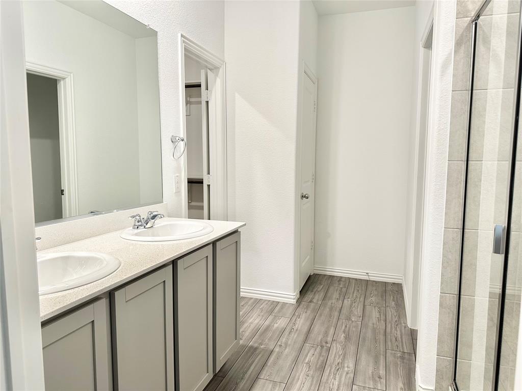 Aspen Mdws Ph 1 - Residential Lease