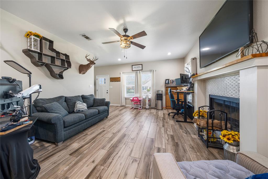College Add Of Celeste - Residential