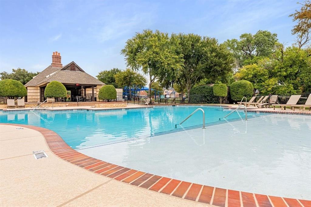 Country Lakes - Residential