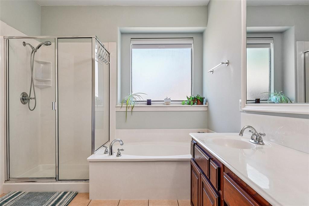 Country Lakes - Residential