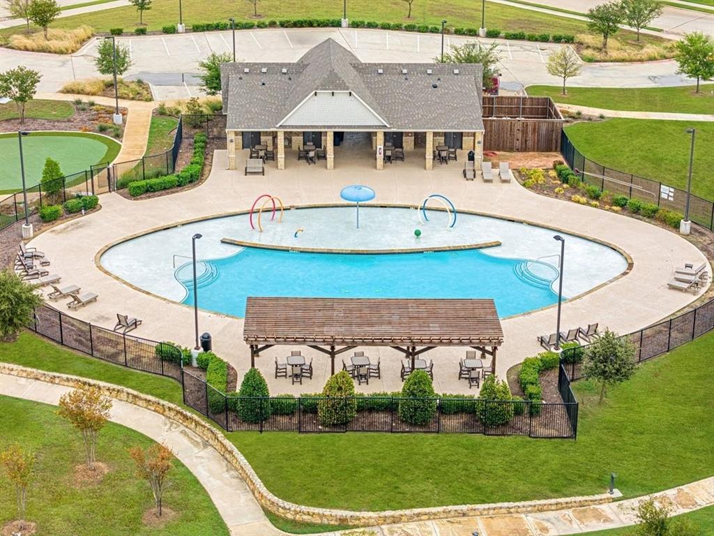Country Lakes - Residential