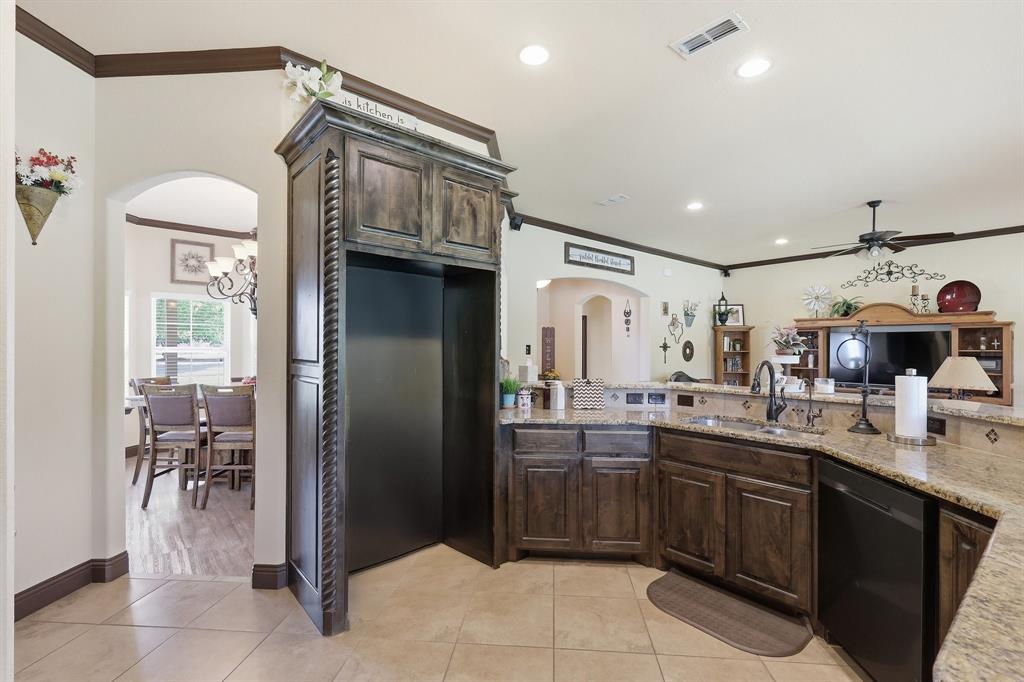A H Lynde - Residential