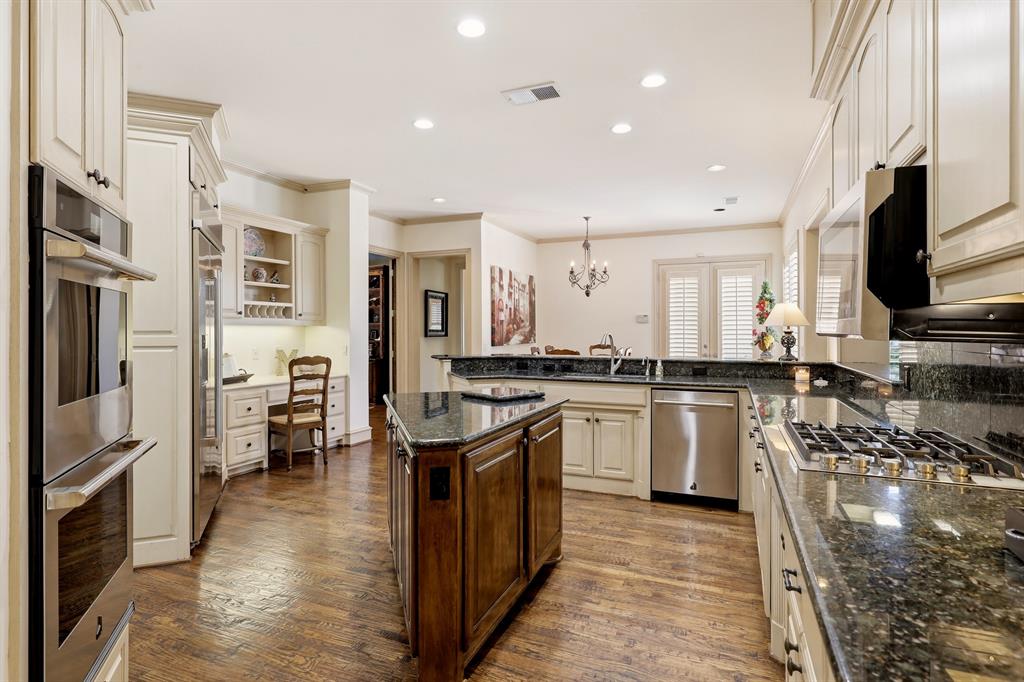 Meadows of Willow Bend - Residential
