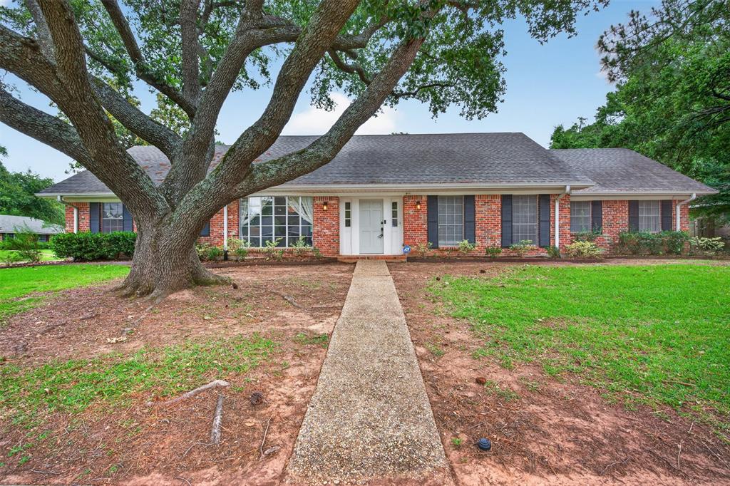 **Charming Comfort in Shreveport: Modern Living Awaits**

Discover modern living in this exquisite 3-bedroom, 2.5-bathroom home nestled in a serene neighborhood in Shreveport, LA. With its impeccable design and functional layout, this residence redefines comfort and convenience.

**Interior Features:**
Step inside to a welcoming, well-appointed interior that boasts an open-concept layout. The seamless flow between living areas creates an airy ambiance, perfect for hosting gatherings or enjoying quiet nights in. The living room is bathed in natural light, offering the ideal spot to unwind or entertain guests. The modern kitchen features sleek countertops, ample cabinetry, making meal preparation a delight. Each of the three bedrooms is thoughtfully designed to provide ample space and privacy. The primary suite is on the first floor with an en-suite bathroom. An additional full bathroom serves the other two bedrooms, while a conveniently located half-bath caters to guests.

**Exterior Features:**
The home's exterior is equally impressive, with a tasteful blend of traditional and contemporary elements that enhance its curb appeal. A meticulously landscaped front yard invites you to explore further. The private backyard offers a tranquil escape, perfect for outdoor dining or simply relishing the outdoors in a serene setting. 

With its blend of modern amenities and traditional charm, this home in Shreveport is the perfect setting for your next chapter. Experience the ideal combination of style, convenience, and comfort that truly feels like home