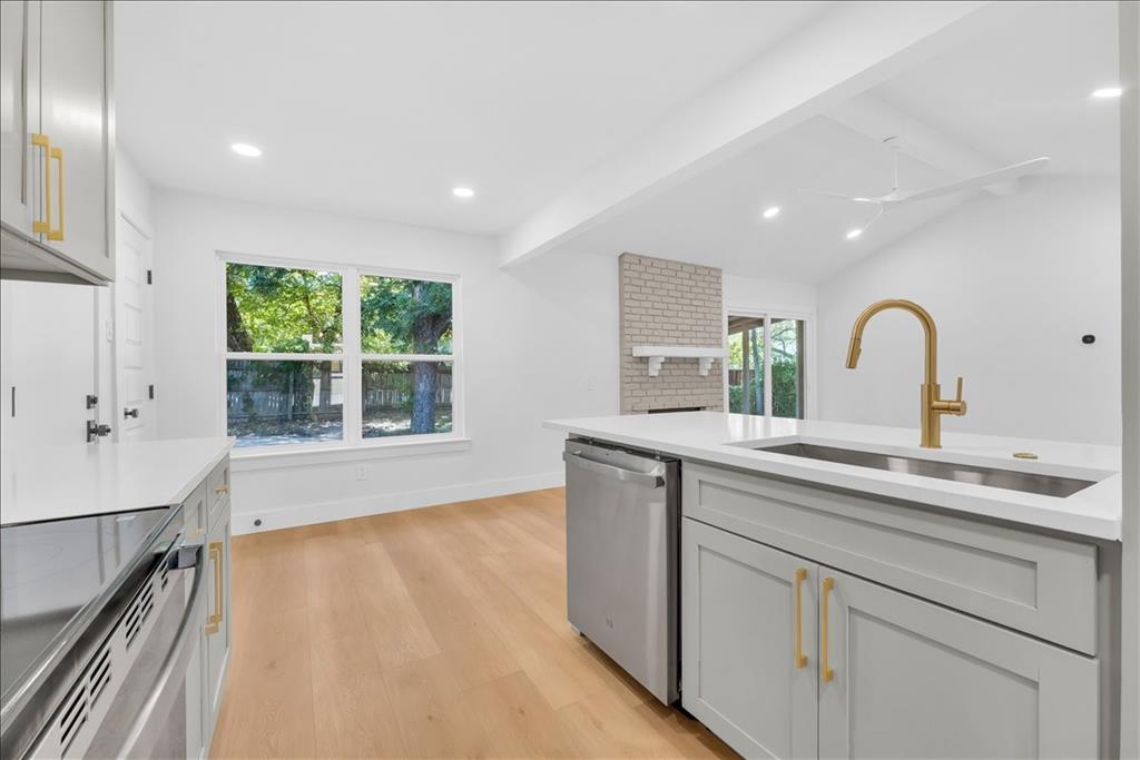 Glen Oaks North #three - Residential