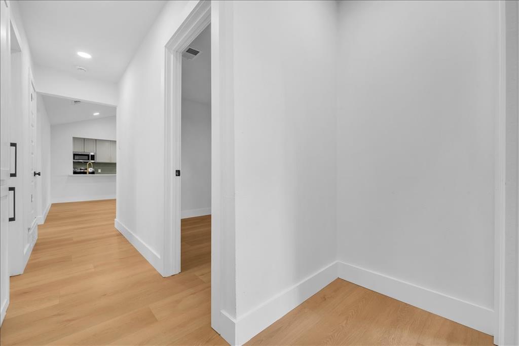 Glen Oaks North #three - Residential