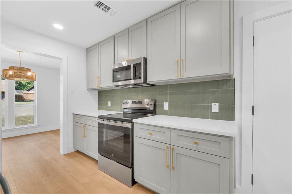 Glen Oaks North #three - Residential