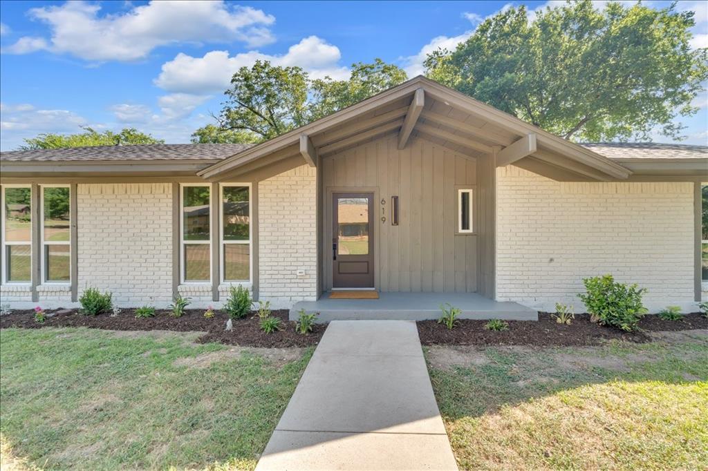 Glen Oaks North #three - Residential