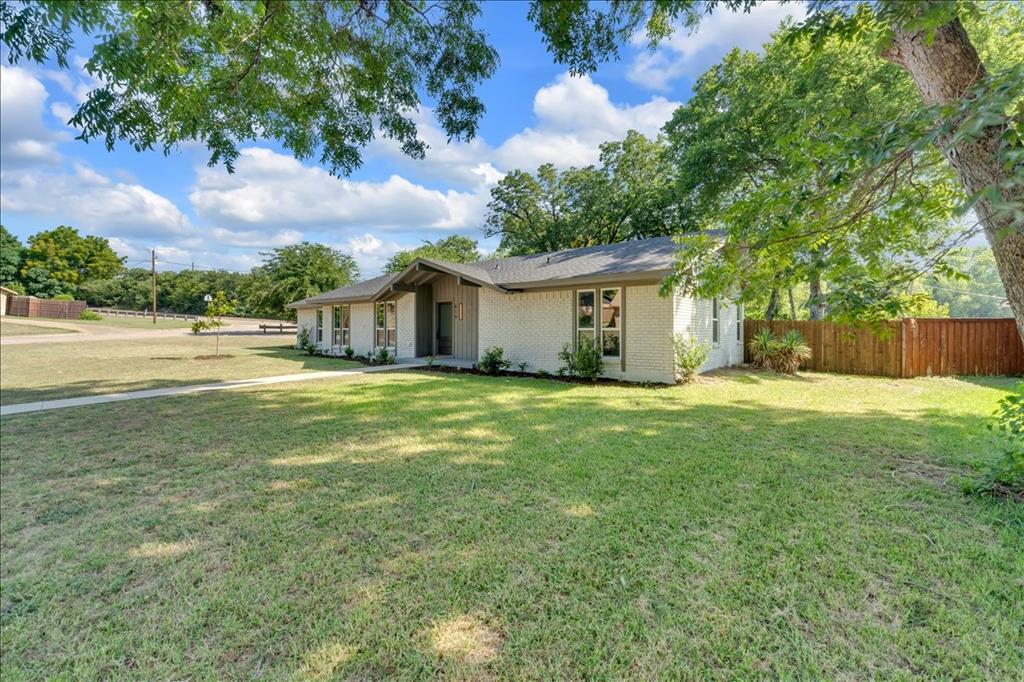 Glen Oaks North #three - Residential