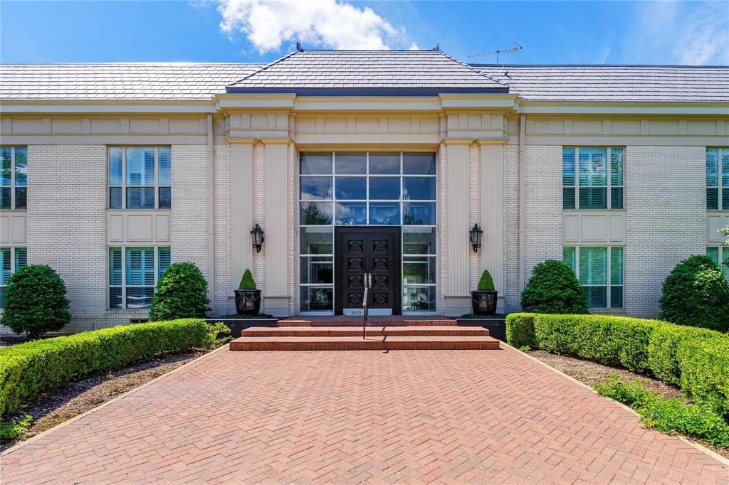 Imperial House Condos - Residential