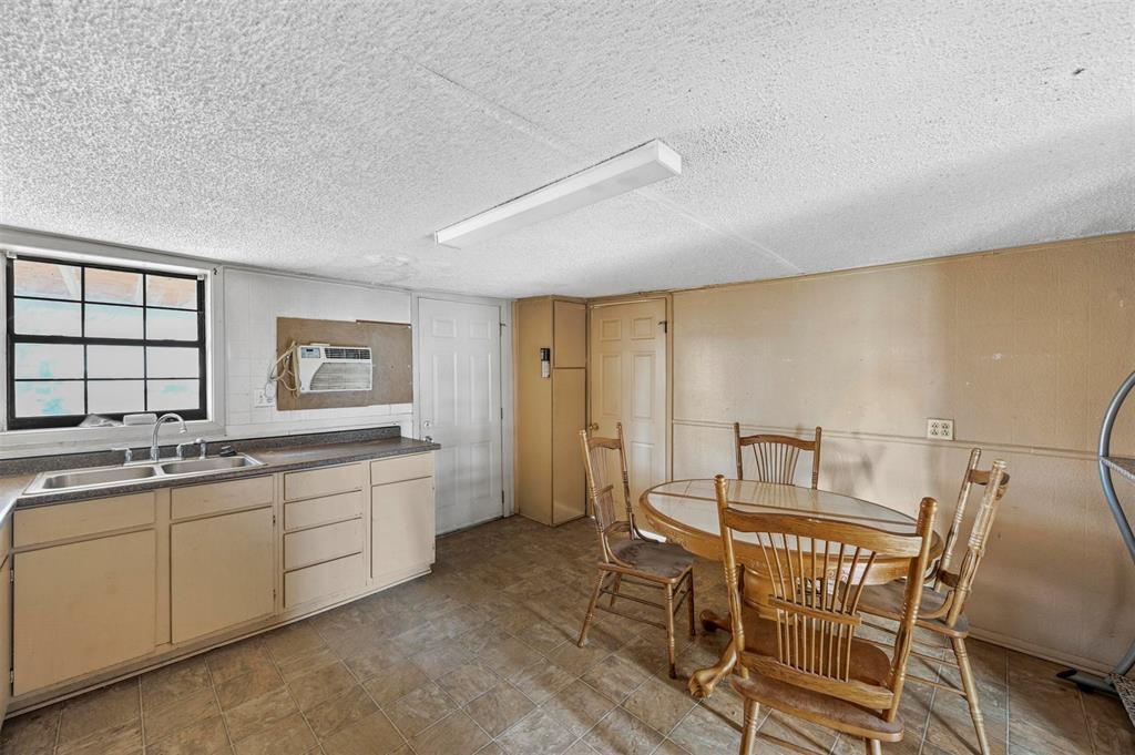 Tinsley Lewis G Survey - Residential