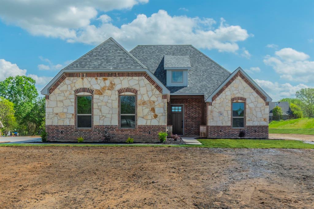 This brand new custom home is ready for you and your family! Wonderful open floor plan with a huge family area open to the kitchen! The kitchen boasts a huge island, drop in five burner gas range, large farm style sink, soft close drawers, garbage and recycle cabinet and so much more. There are 4 bedrooms, 3 full baths and a flex room which can be used as a game room or study. The master bath has his and hers sink, separate shower, and beautiful self standing soaker tub. This home also boasts a Pier and Beam foundation and Foam Insulation for energy efficiency!
BUILDER INCENTIVES: OFFERING BUYER $5K TOWARDS CLOSING COST WITH ACCEPTABLE OFFER. BRAND NEW SURVEY POST COMPLETION!