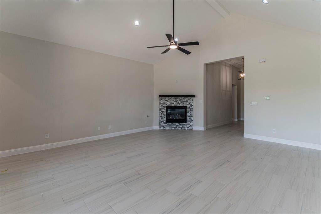 Steeplechase Country Est - Residential