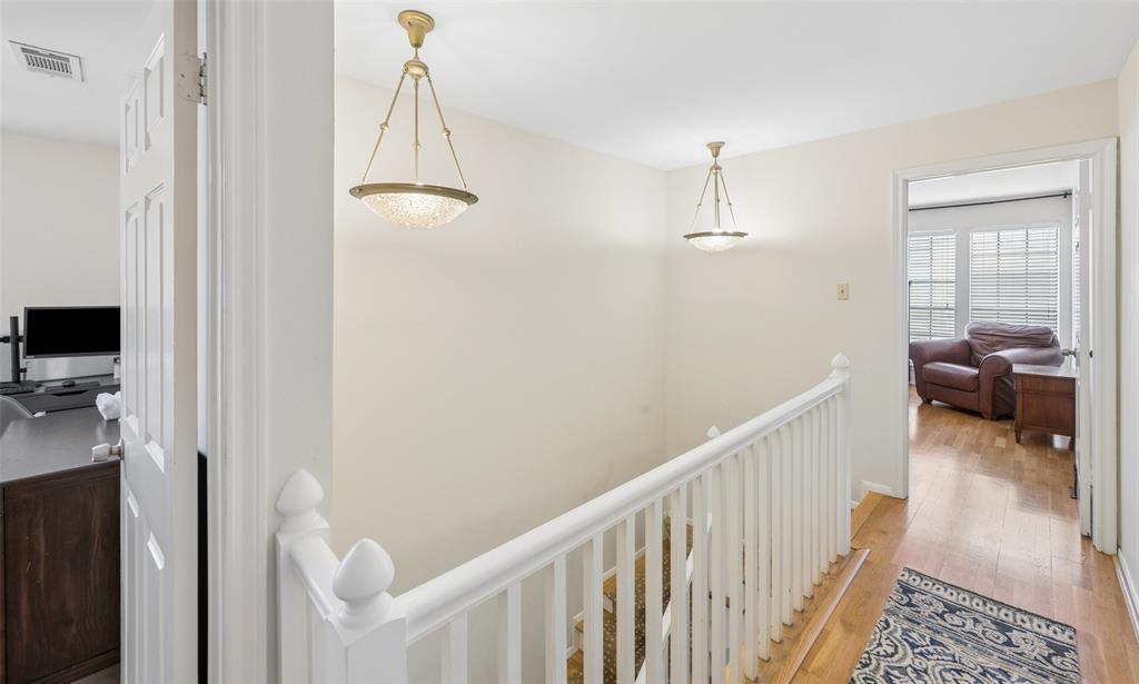 Cole Condo 4229 - Residential