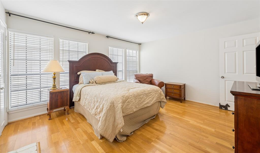 Cole Condo 4229 - Residential