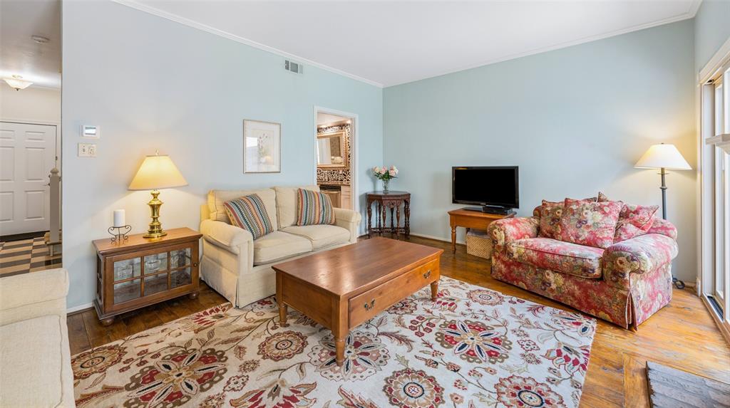 Cole Condo 4229 - Residential