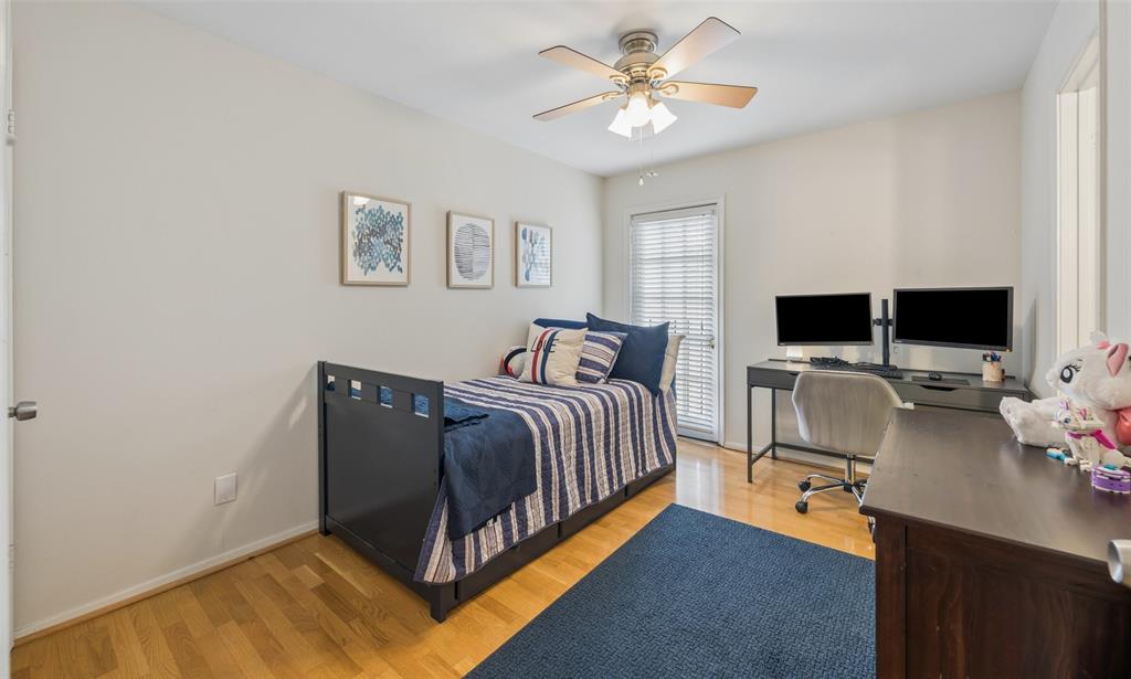 Cole Condo 4229 - Residential