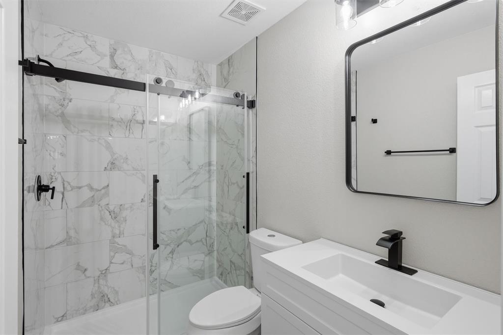 Chisholm Spgs - Residential