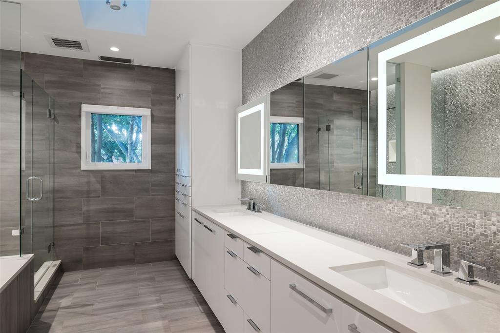 MIDWAY-NORTHWEST ESTATES - Residential