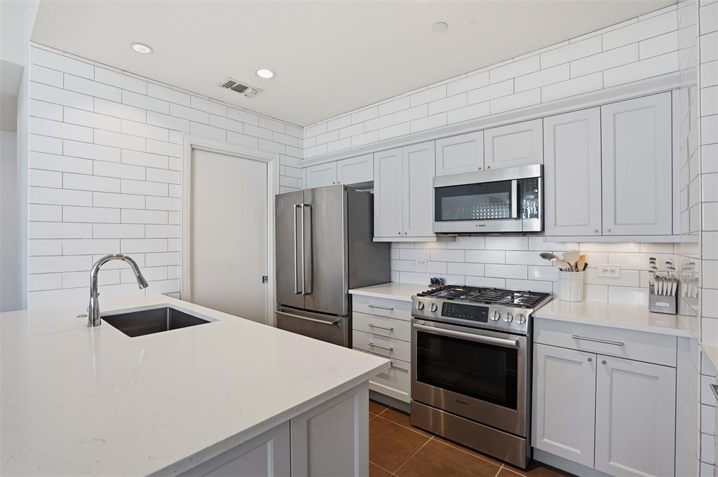 The Residences at Highlands - Residential