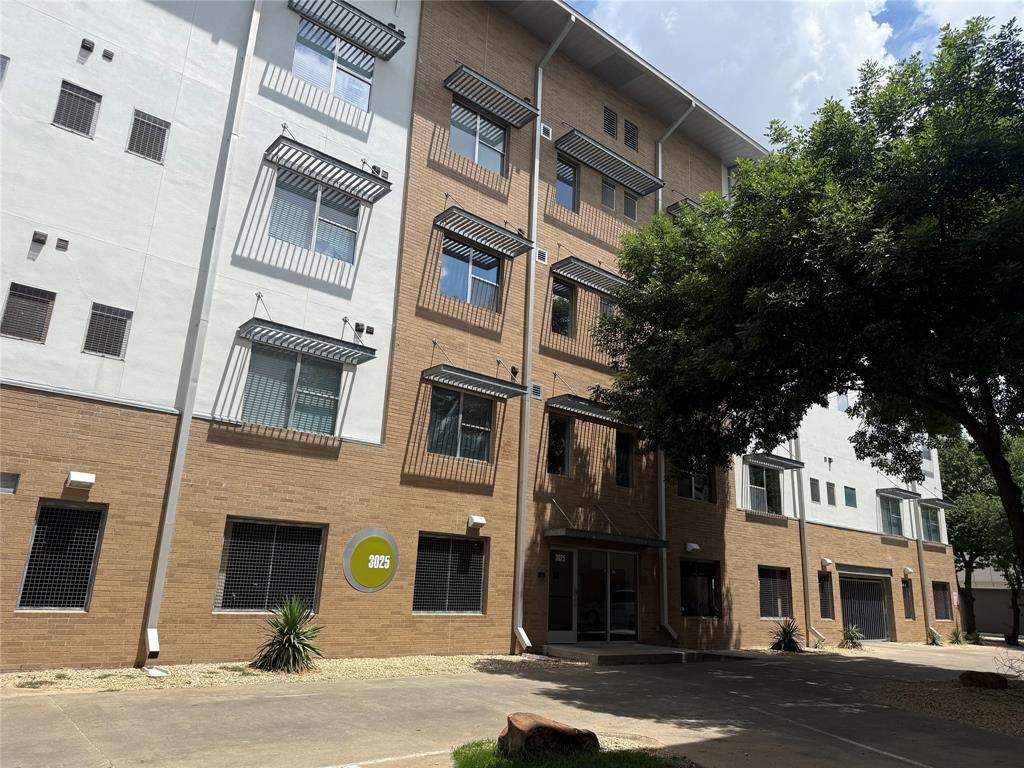 Bryan Street Station Condo - Residential