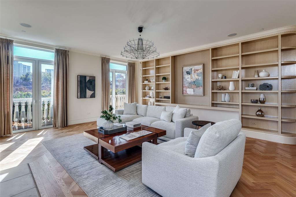 Vendome On Turtle Creek - Residential