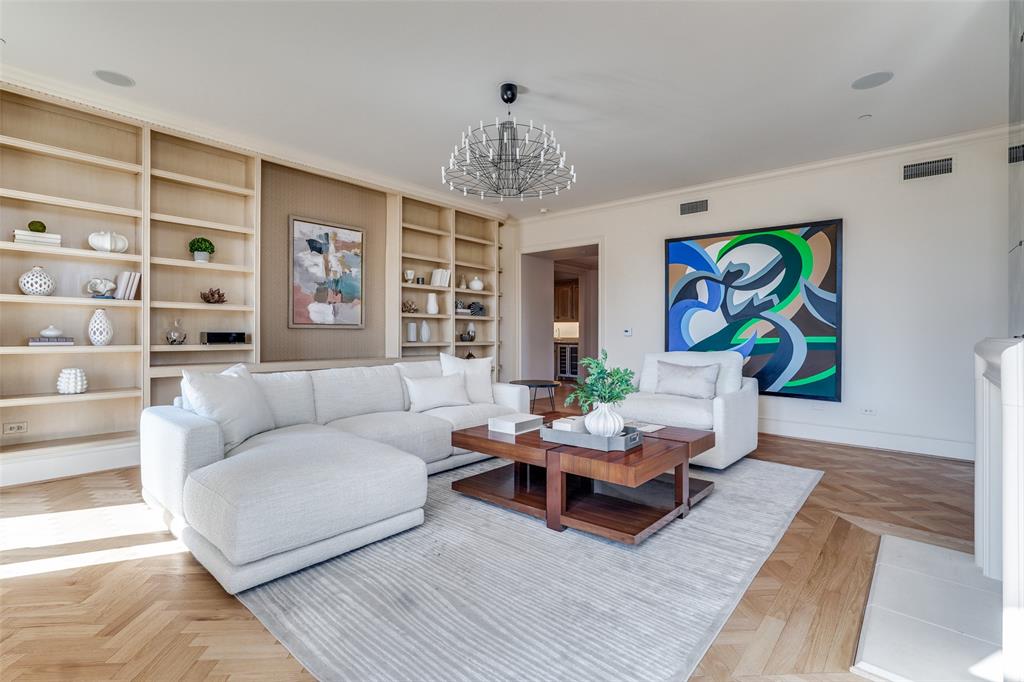 Vendome On Turtle Creek - Residential