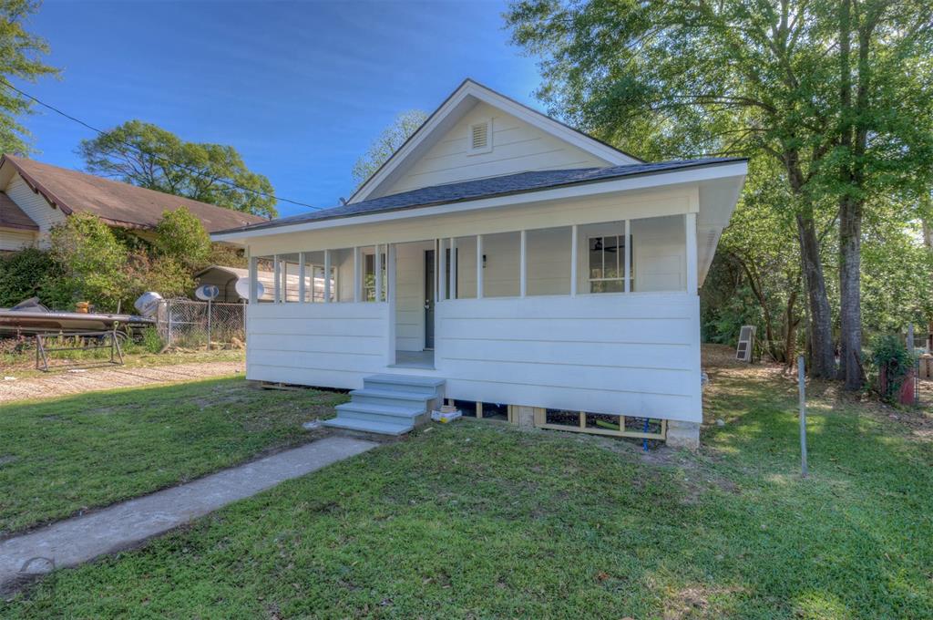 Welcome home to this beautifully updated property at 510 Constable St in Minden, LA! This charming 3-bedroom, 1-bath home is move-in ready and packed with recent upgrades that give you peace of mind and modern comfort. Enjoy major improvements including a brand new roof, all new siding, and a new water heater. Step inside to find fresh paint throughout and all new flooring that creates a clean, inviting feel in every room. The bathroom has also been thoughtfully updated, adding a stylish touch to this cozy home. Whether you're a first-time homebuyer or looking to downsize, this home is a great option with all the hard work already done for you! Call your favorite local real estate agent today to schedule your private showing!