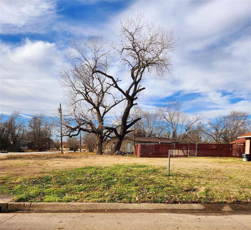 Prime opportunity to build in the heart of Terrell located in rapidly growing Kaufman County, one of the fastest growing counties in North Texas. This unique offering includes two adjacent residential lots being sold together, providing an excellent development opportunity with separate tax parcel numbers 37210 and 37222.

Situated in an established neighborhood with strong growth and new construction activity, several newly built homes nearby are selling in the 300K range, making this an attractive opportunity for builders, investors, and developers looking to capitalize on the continued demand in the area.

The combined lots offer flexibility for new construction with plenty of potential for custom home builds or investment projects. Utilities are nearby and the surrounding neighborhood already features a mix of established homes and newer builds, creating an ideal setting for future development.

Conveniently located just minutes from local schools, shopping, dining, and downtown Terrell, with quick access to major highways for commuting to the greater Dallas area. Nearby attractions such as Tanger Outlets Terrell and expanding retail and commercial development continue to drive growth and demand in the market.

Opportunities to purchase side by side lots in an established neighborhood are becoming increasingly rare, especially in a high growth area like Terrell. Whether you are a builder looking for your next project or an investor seeking land in a developing market, this property offers strong potential and long term value.