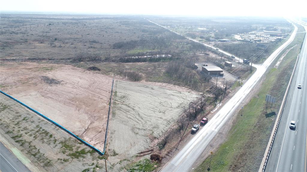 Explore the potential of this prime location commercial land offering over 4 acres, strategically located off the New 322 loop extension and I-20. Boasting a convenient proximity to the new Cefco truck stop. The property features a stock tank with partially cleared land. There is a partial pre-established pad that was seeded. Seize the opportunity for a lucrative investment in a high-traffic, sought after location that is growing.