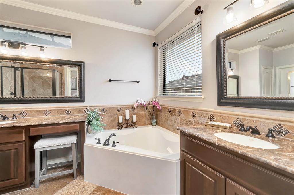 Town Homes At Legacy Town Center Ph Two - Residential