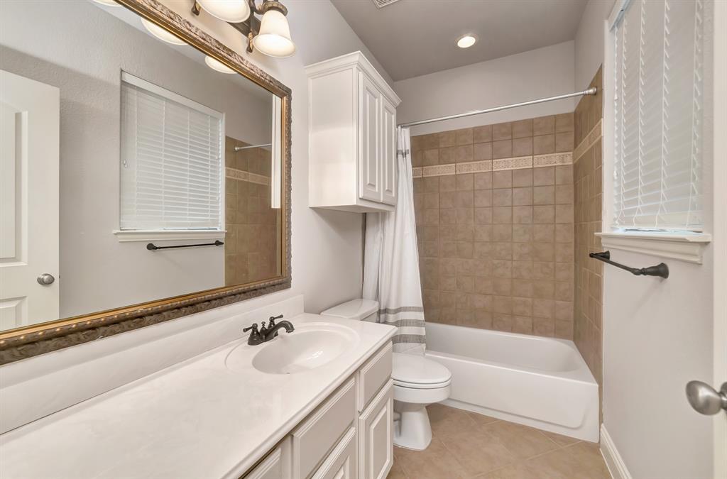 Town Homes At Legacy Town Center Ph Two - Residential