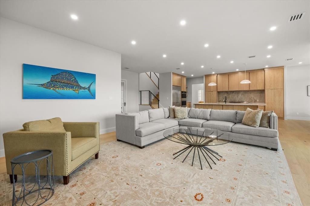 Laguna Bay - Residential