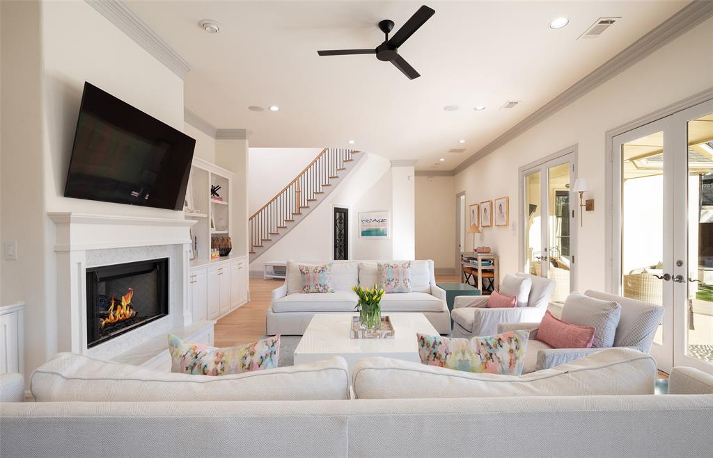 Walnut Crest - Residential